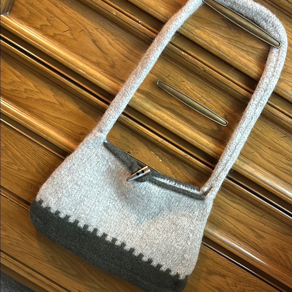 Stylish Two-Tone Wool Bag